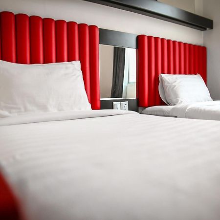 איפוה Hotel Regal Vista מראה חיצוני תמונה